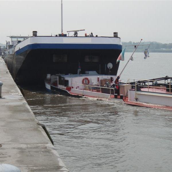Salvage and collision